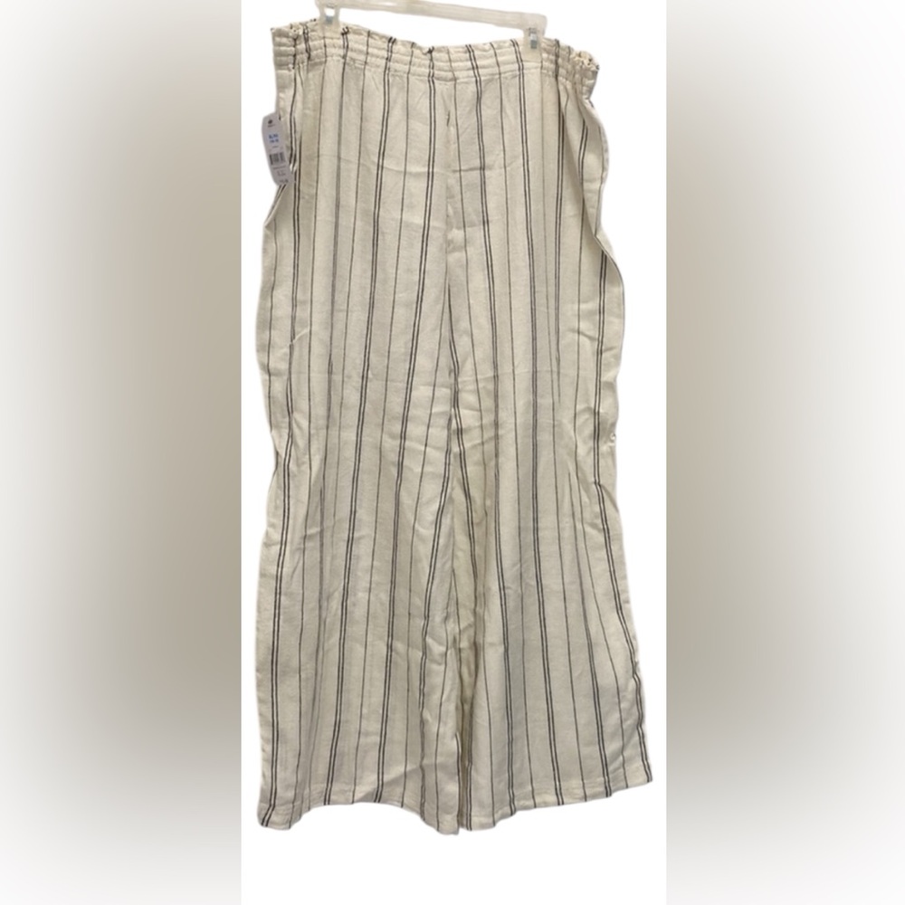 SOLD
NEW Time & Tru Linen blend Cream and black Stripe resort XL (16-18) Pants - Picture 6 of 6